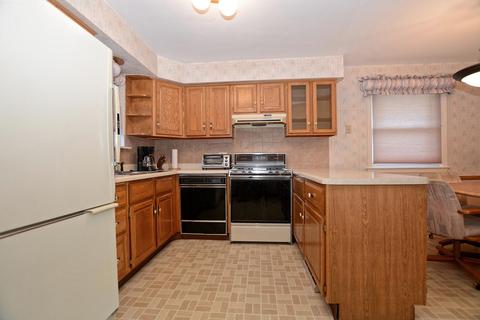 1855 Downing Ave, Westchester, IL 60154 photo 3