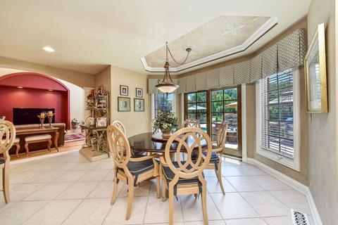30 W381 Honeysuckle Ln, Wayne, IL 60184 photo 13
