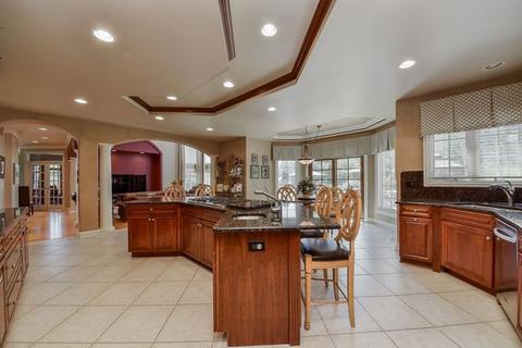 30 W381 Honeysuckle Ln, Wayne, IL 60184 photo 12