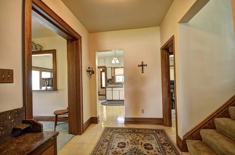 2102 N Riverside Dr, Mchenry, IL 60050 photo 18