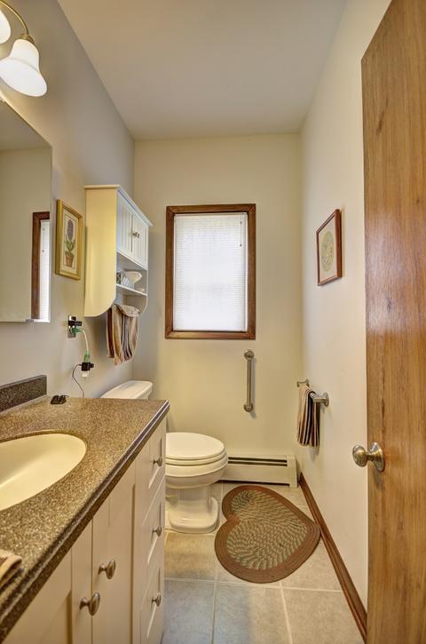 2102 N Riverside Dr, Mchenry, IL 60050 photo 19