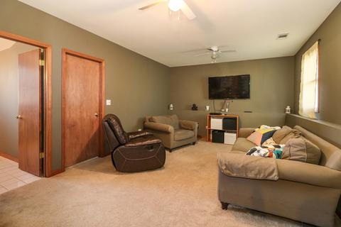 1905 Winger Dr, Plainfield, IL 60586 photo 9