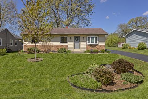 1819 Sunset Ave, Mchenry, IL 60050 photo 2