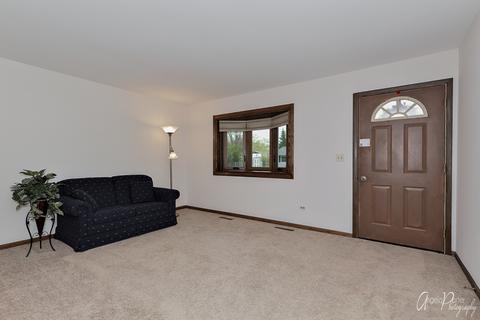 1819 Sunset Ave, Mchenry, IL 60050 photo 4