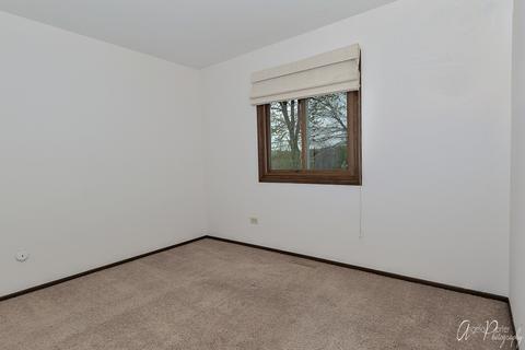 1819 Sunset Ave, Mchenry, IL 60050 photo 16