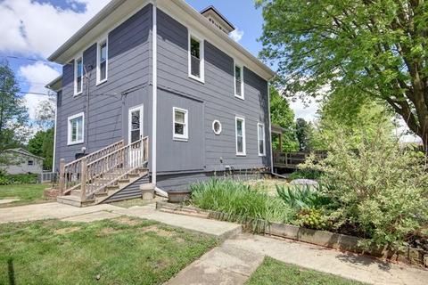 302 E North St, Mansfield, IL 61854 photo 9