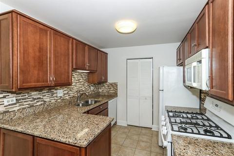 328 Mulberry Ct #B1, Bartlett, IL 60103 photo 6