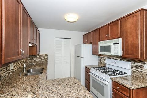 328 Mulberry Ct #B1, Bartlett, IL 60103 photo 7