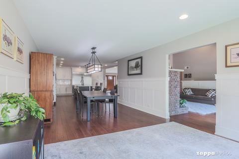 2003 Gladstone Dr, Wheaton, IL 60189 photo 14