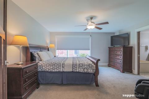 2003 Gladstone Dr, Wheaton, IL 60189 photo 22