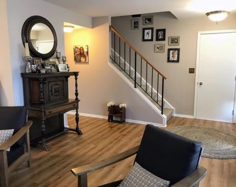 1043 Longford Rd, Bartlett, IL 60103 photo 9