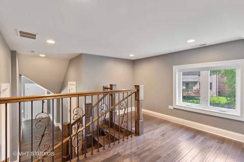 403 Woods Rd, Des Plaines, IL 60016 photo 22