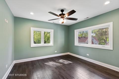 403 Woods Rd, Des Plaines, IL 60016 photo 30