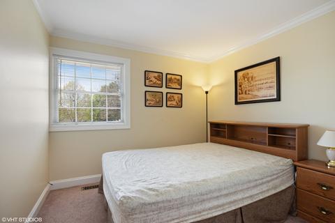2060 Greens Ct, Hoffman Estates, IL 60169 photo 9