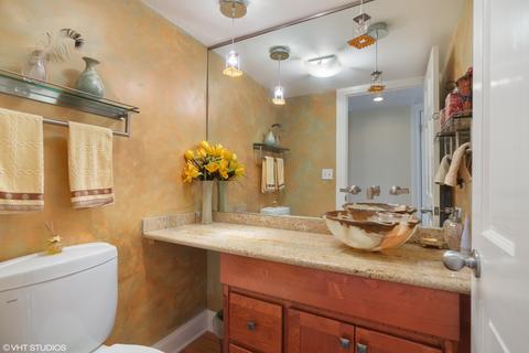 2060 Greens Ct, Hoffman Estates, IL 60169 photo 16