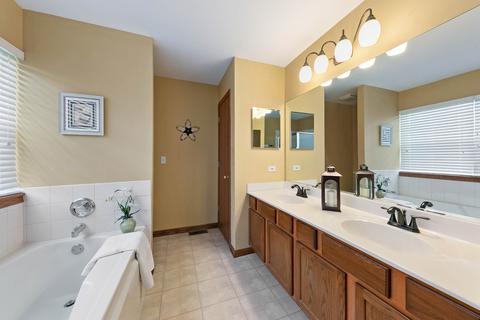 12955 Cathy Ln, Plainfield, IL 60585 photo 20