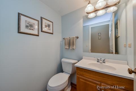 2364 Richmond Dr, Wheaton, IL 60189 photo 21