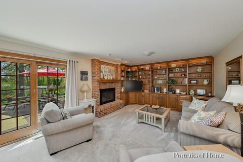 2364 Richmond Dr, Wheaton, IL 60189 photo 11