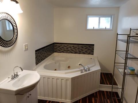 810 E 2nd St, Sterling, IL 61081 photo 10