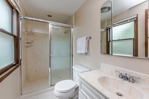 3627 Maple Leaf Dr, Glenview, IL 60026 photo 21