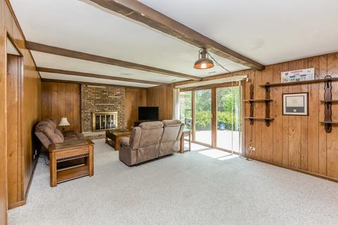 3627 Maple Leaf Dr, Glenview, IL 60026 photo 13