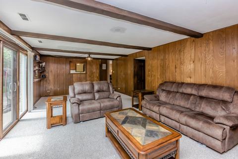 3627 Maple Leaf Dr, Glenview, IL 60026 photo 15