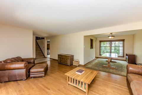3627 Maple Leaf Dr, Glenview, IL 60026 photo 6