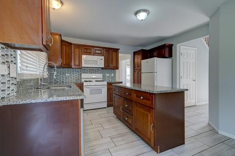 1816 Olde Mill Rd, Plainfield, IL 60586 photo 5