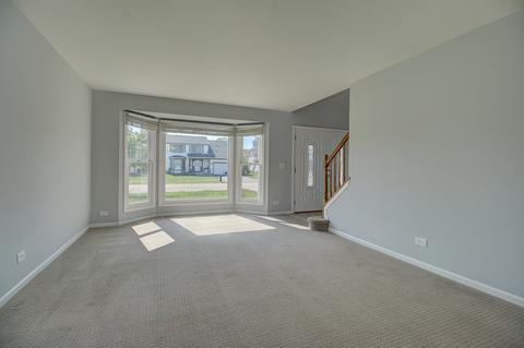 1816 Olde Mill Rd, Plainfield, IL 60586 photo 3