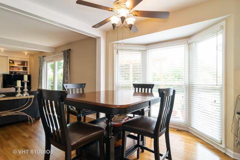 1128 Dorset Dr, Wheaton, IL 60189 photo 6