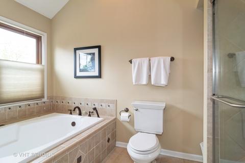 1128 Dorset Dr, Wheaton, IL 60189 photo 13