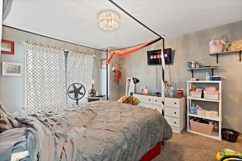 640 Walnut Ave, Maple Park, IL 60151 photo 13