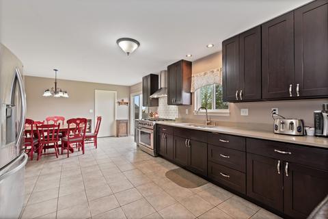 640 Walnut Ave, Maple Park, IL 60151 photo 5