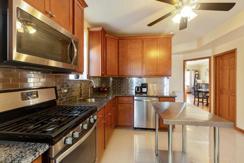 8131 White Ave, Lyons, IL 60534 photo 3