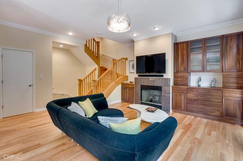 240 E 14th St, Chicago, IL 60605 photo 7