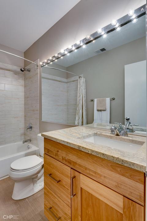 240 E 14th St, Chicago, IL 60605 photo 36