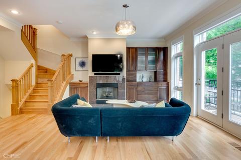 240 E 14th St, Chicago, IL 60605 photo 8