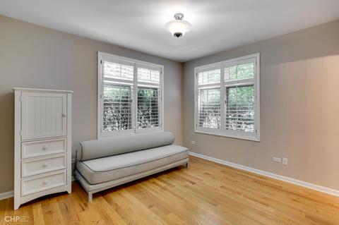 240 E 14th St, Chicago, IL 60605 photo 33