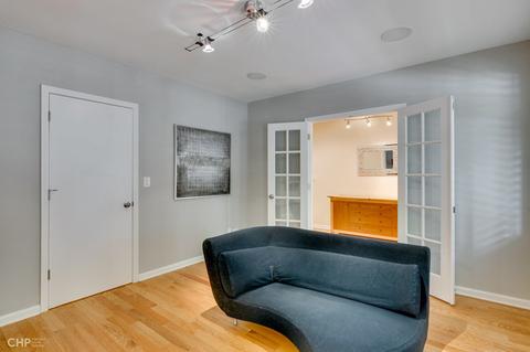 240 E 14th St, Chicago, IL 60605 photo 32