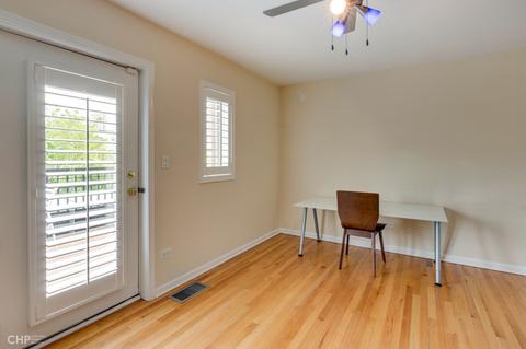 240 E 14th St, Chicago, IL 60605 photo 38