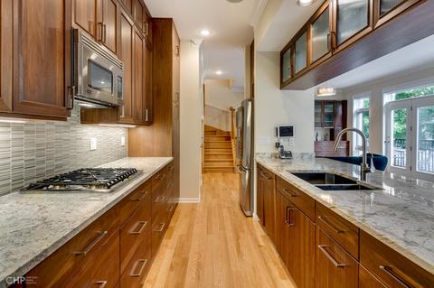240 E 14th St, Chicago, IL 60605 photo 13