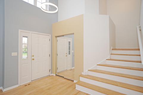 1910 Avalon Dr, Wheeling, IL 60090 photo 3