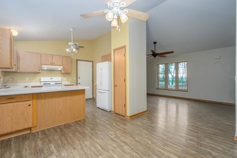 10145 Tabler Rd, Morris, IL 60450 photo 5