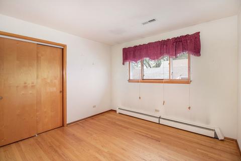 112 E Natoma Ave, Addison, IL 60101 photo 8