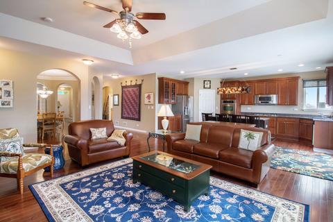 3305 Stratton St, Elgin, IL 60124 photo 8