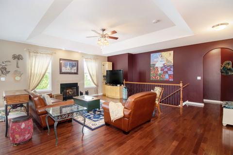 3305 Stratton St, Elgin, IL 60124 photo 7