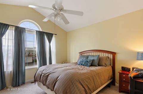 2064 Peach Tree Ln, Algonquin, IL 60102 photo 9
