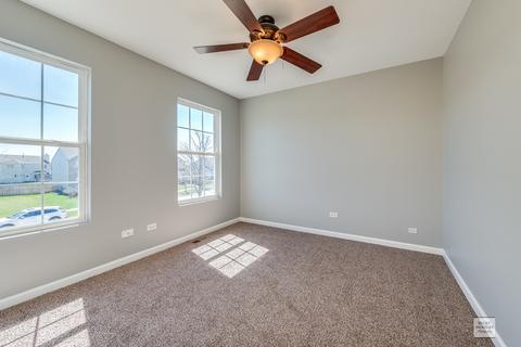 341 Aster Dr, Minooka, IL 60447 photo 15