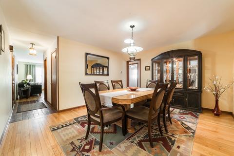 1091 Laurel Dr, Aurora, IL 60506 photo 5