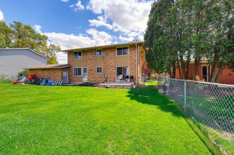 1430 Easy St, Elgin, IL 60123 photo 28